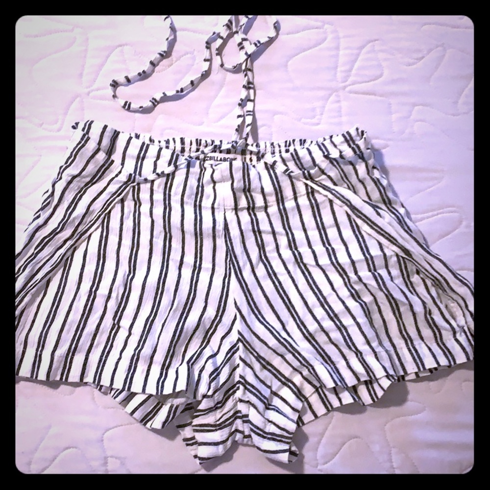 Linen striped shorts